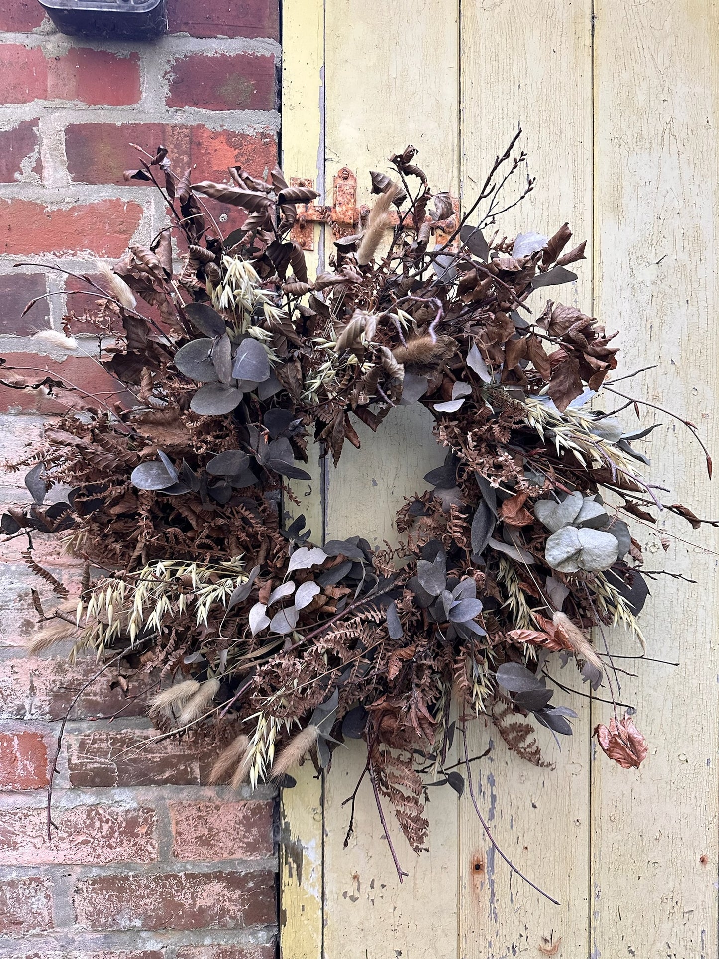 Bespoke Monthly Wreath - Dried Leaves & Flora